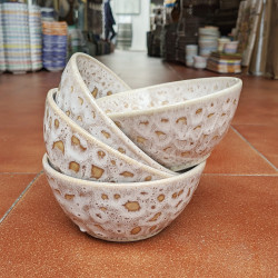 Set of 3 Bowls in 12cm.