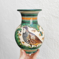 Ceramic vase 20 cm.