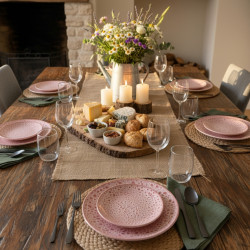 Set of 2 Dinner plates.